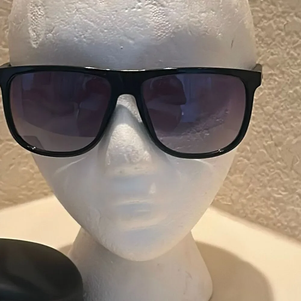 Carrera Sunglasses 5003 Unisex Black Plastic Frame & Gray Lenses Oversized NEW